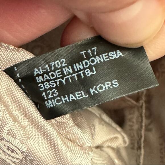 Michael Kors Tan Canvas Monogram Signature Shoulder Bag Tote Purse - Picture 9 of 10